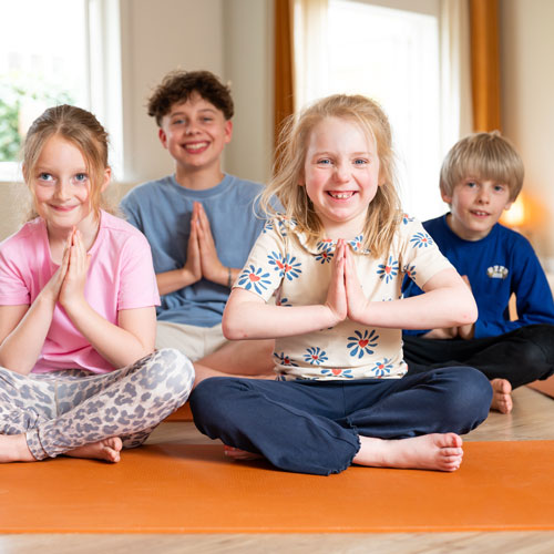 Ananda-Yoga-Hilversum-Yoga-voor-kinderen