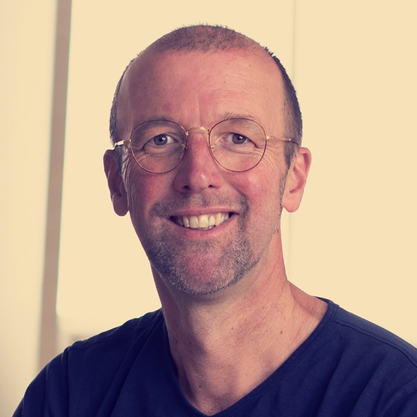 Ananda Yoga docent Raymond Meenink