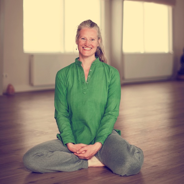 Ananda Yoga docent Klara Gerrits