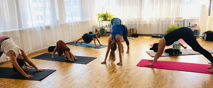 Ananda Yoga Workshop - Parent & child yoga