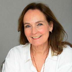 Annemieke-van-Noort-Saha-Yoga